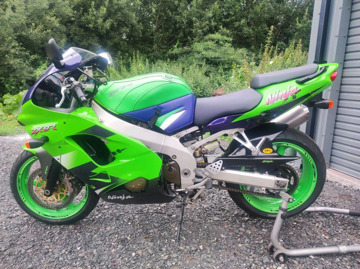 Kawasaki ZX9R Ninja - Image 3