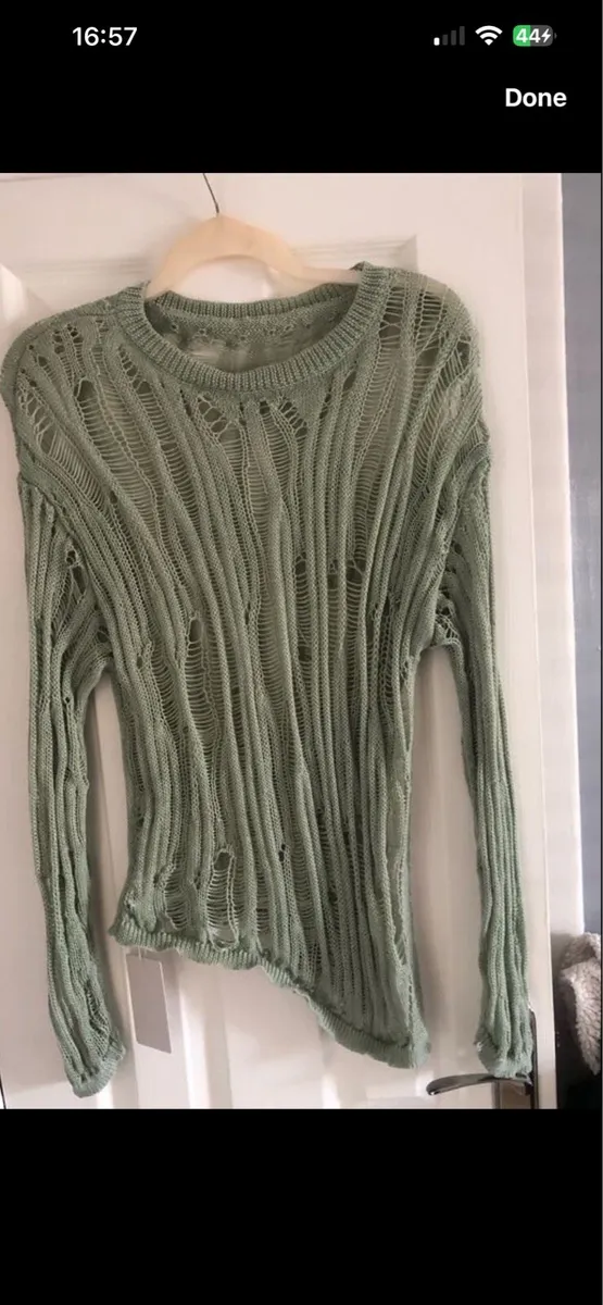 Ladies BNWT jumper size S €10 - Image 1