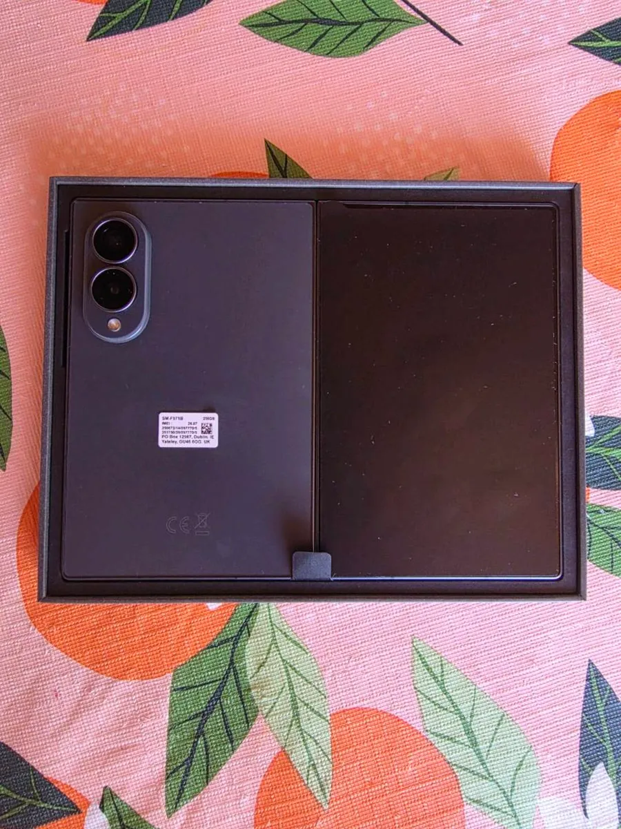 Samsung Z Fold 8 - Image 3