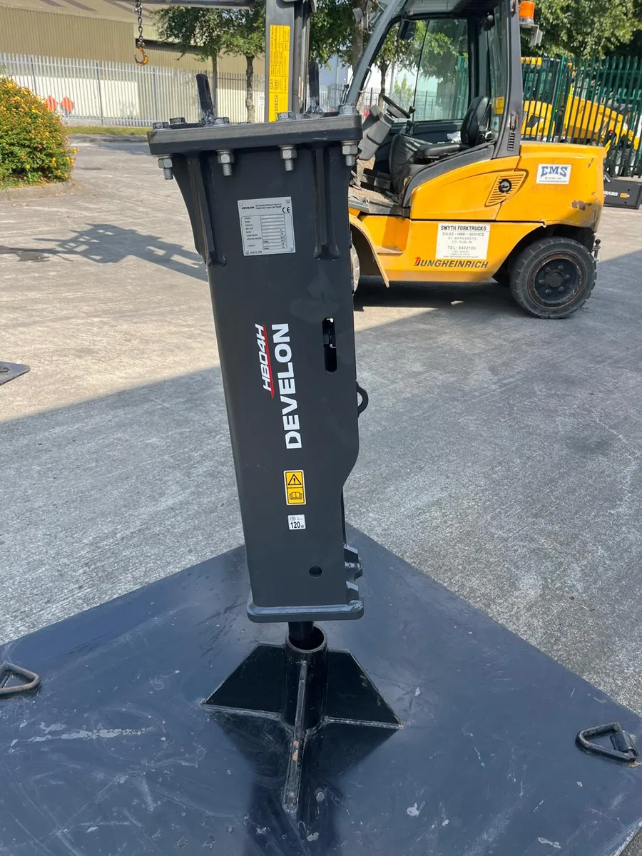 DEVELON HB04 Rock Breaker - Image 1