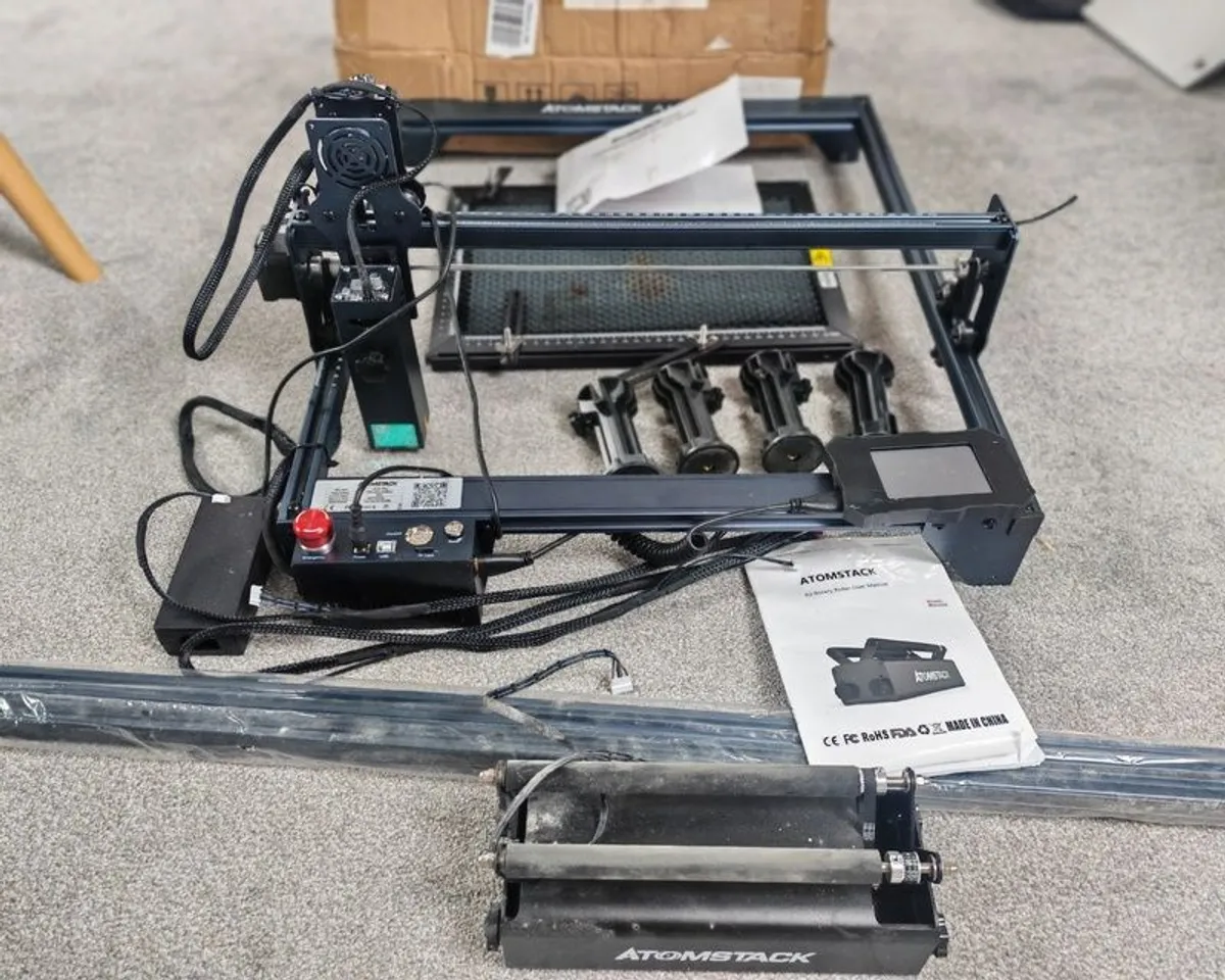 Atom stack a10 pro laser engraver with camera, rotary - Image 1
