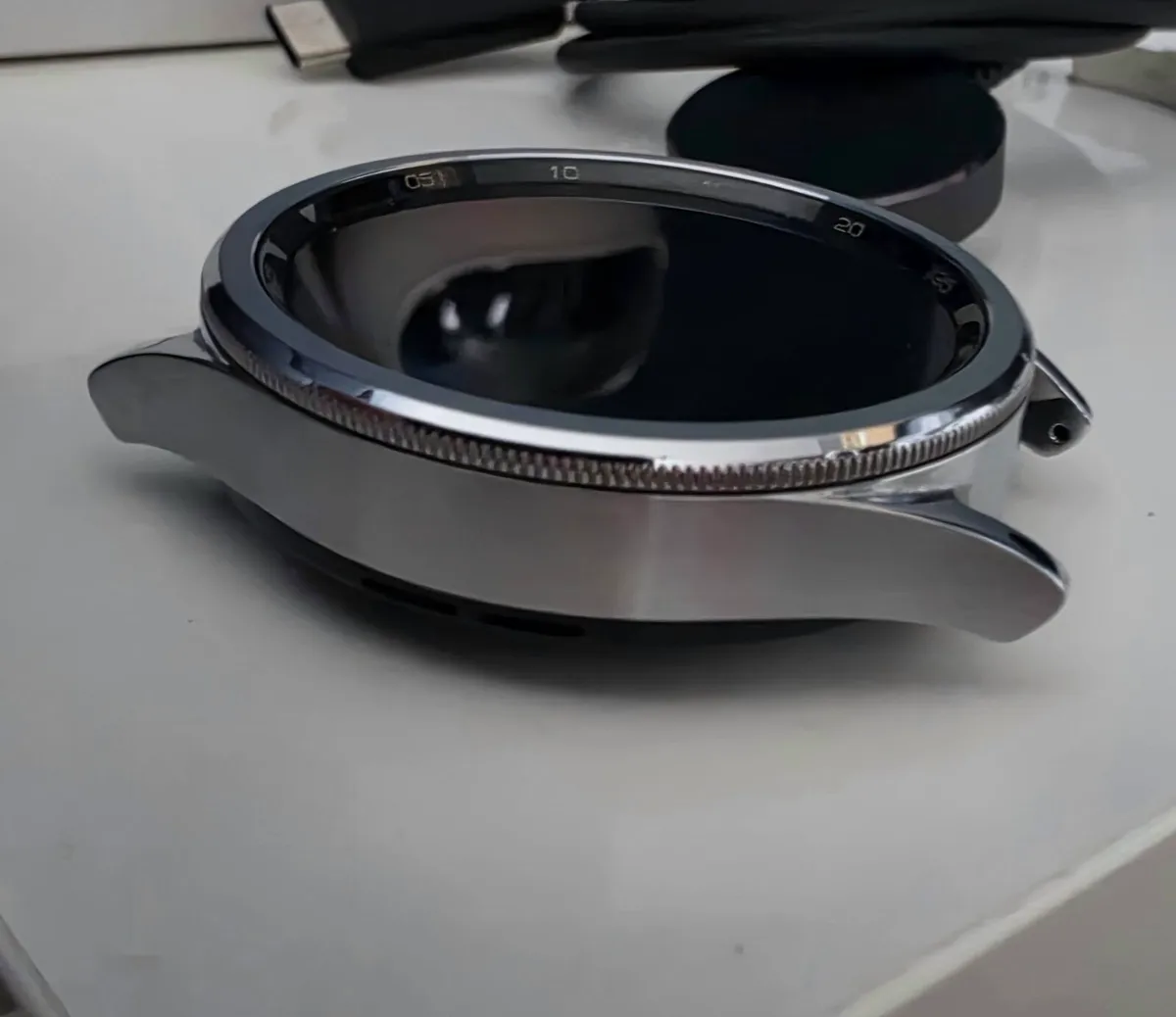 Samsung Galaxy Watch6 Classic 47mm LTE/GPS  Silver - Image 4