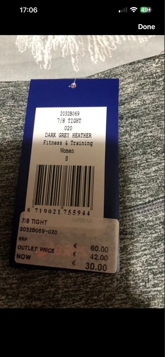 Ladies BNWT Ascis legging size 12 €15 - Image 4
