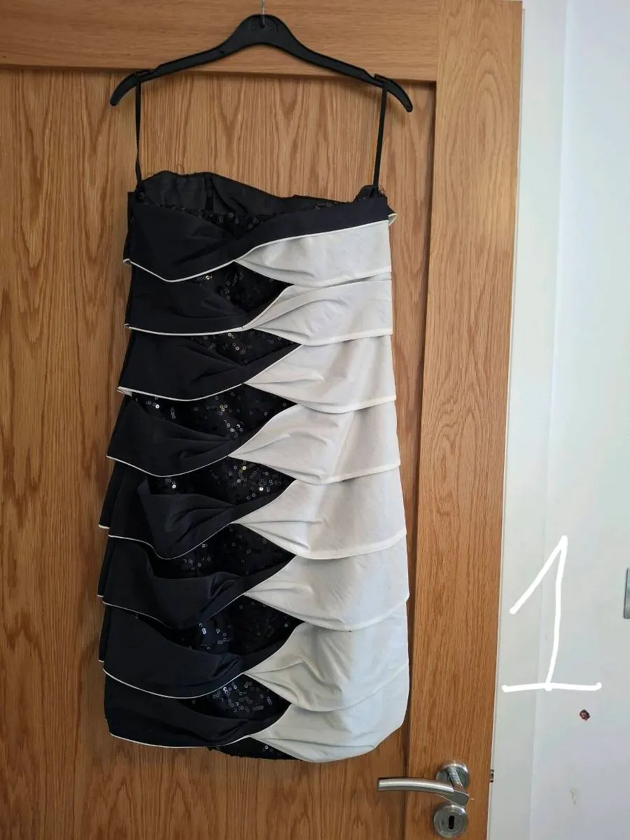 Dress size 10 - Image 1