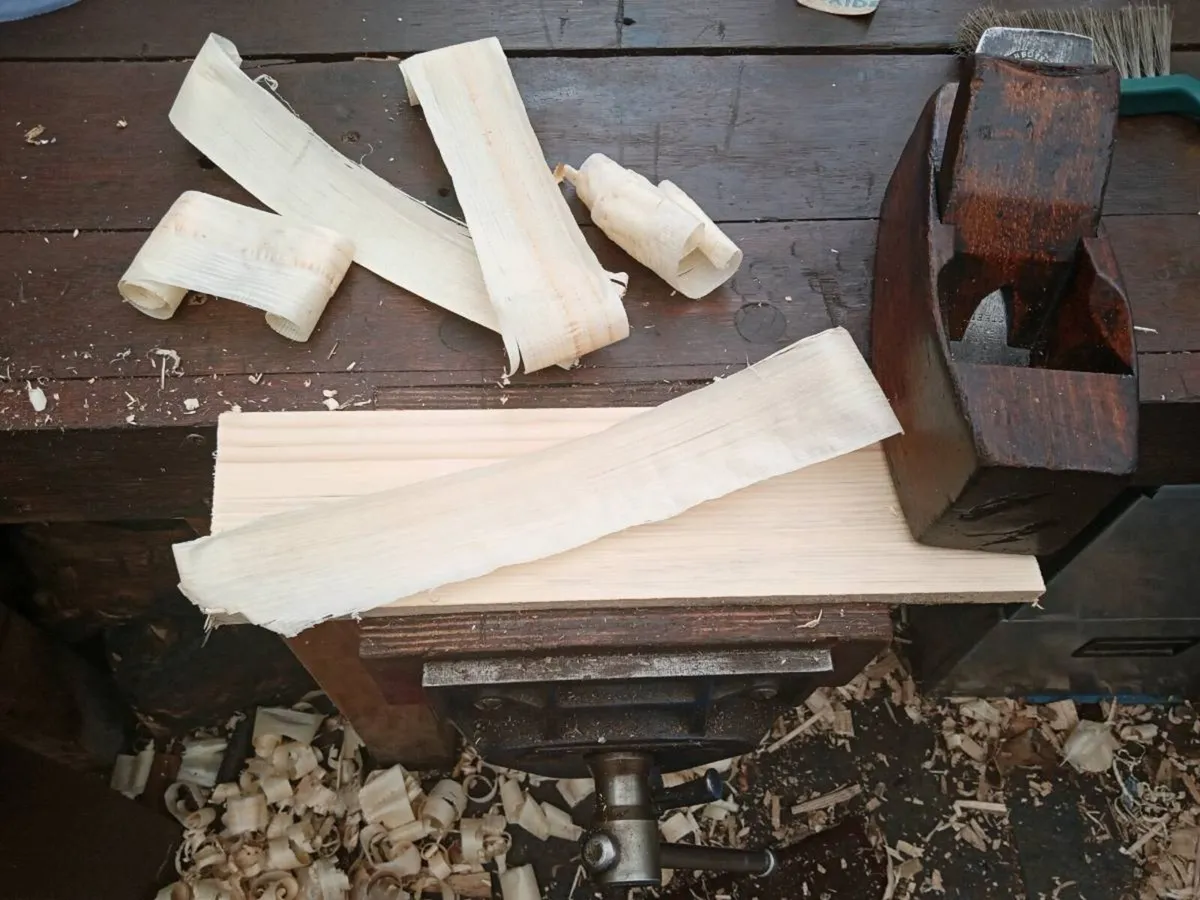 Wooden coffin plane - Image 2
