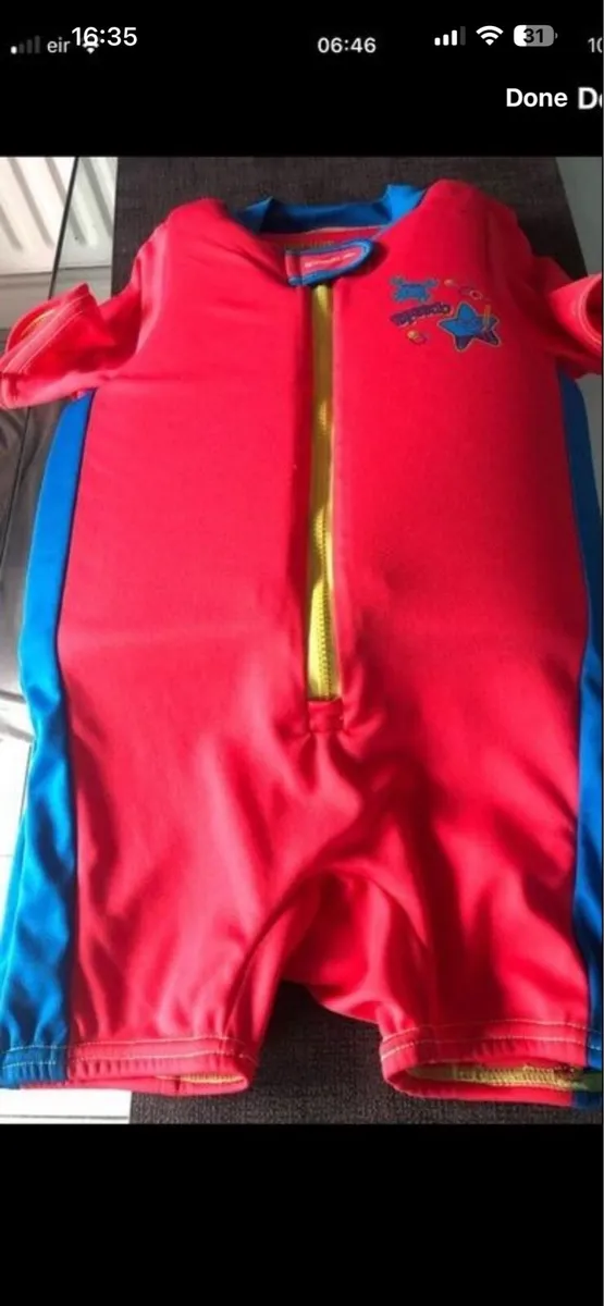 Girls Speedo suit age 2/3 €10 - Image 1