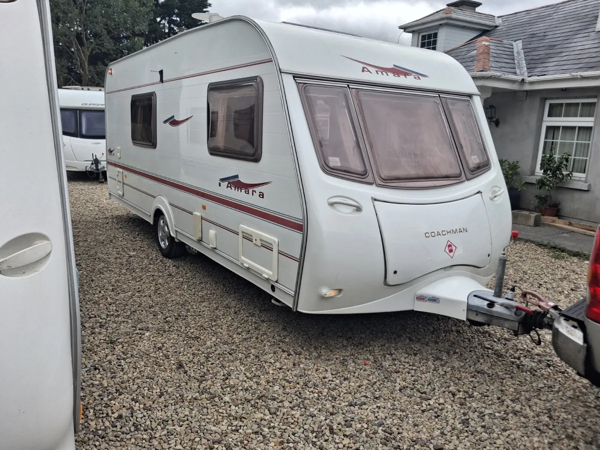 Coachman amara 4 bwith air awning and motor movers - Image 3