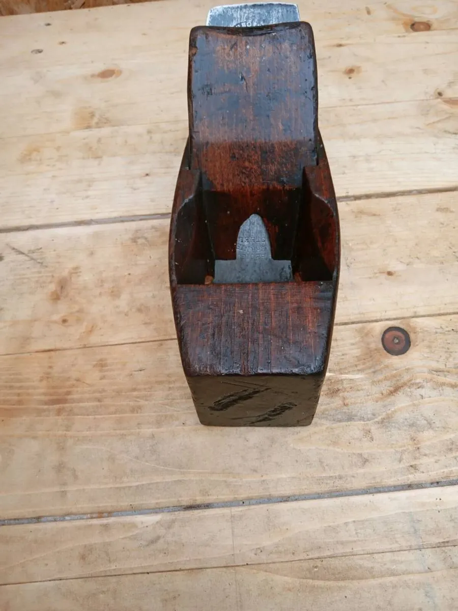 Wooden coffin plane - Image 3
