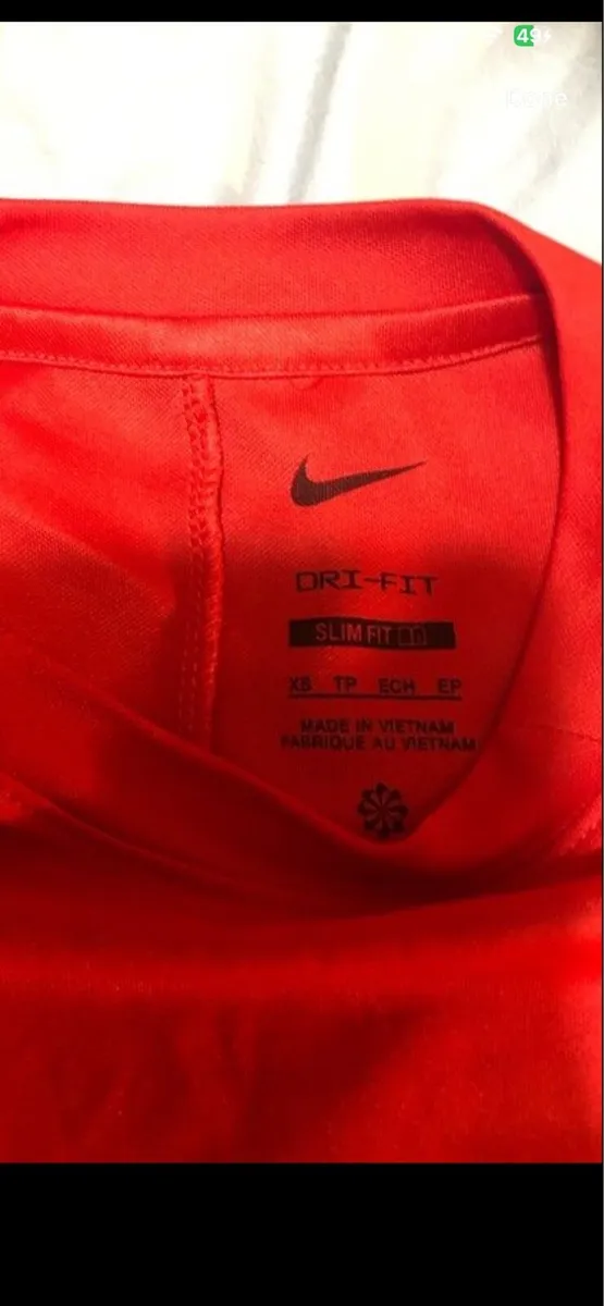 Boys Nike teeshirt size XS €5 - Image 3