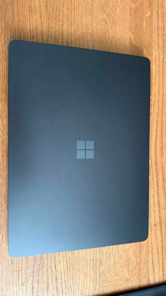 Microsoft Surface Laptop 7 for Business with Intel - Image 1