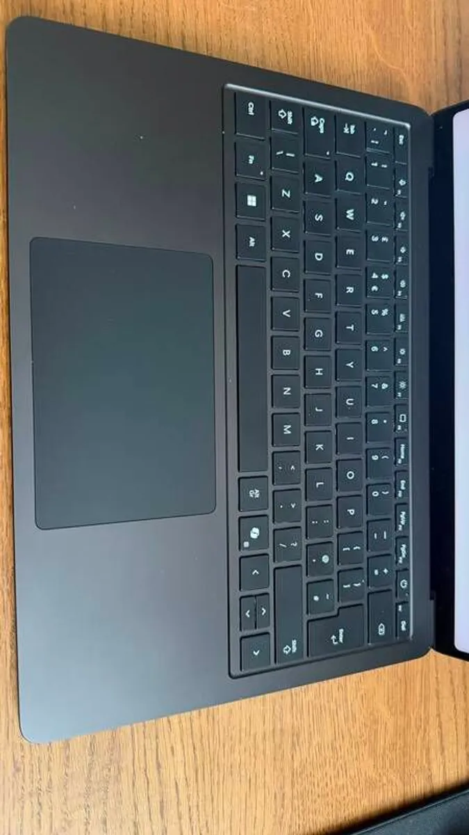 Microsoft Surface Laptop 7 for Business with Intel - Image 3