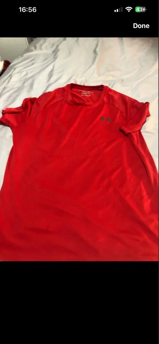 Boys under armour teeshirt size S €5 - Image 1