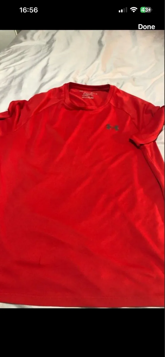 Boys under armour teeshirt size S €5 - Image 3