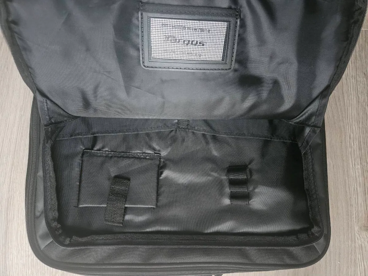 New Laptop bag 17.3 inch - Image 2