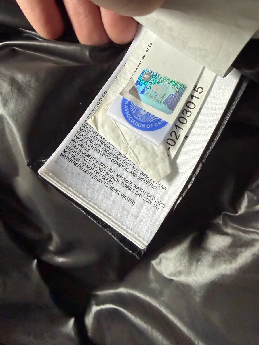 Canada goose Armstrong jacket - Image 3