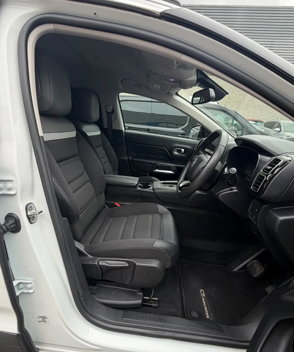 242 Citroen C5 Aircross Automatic Commercial - Image 4