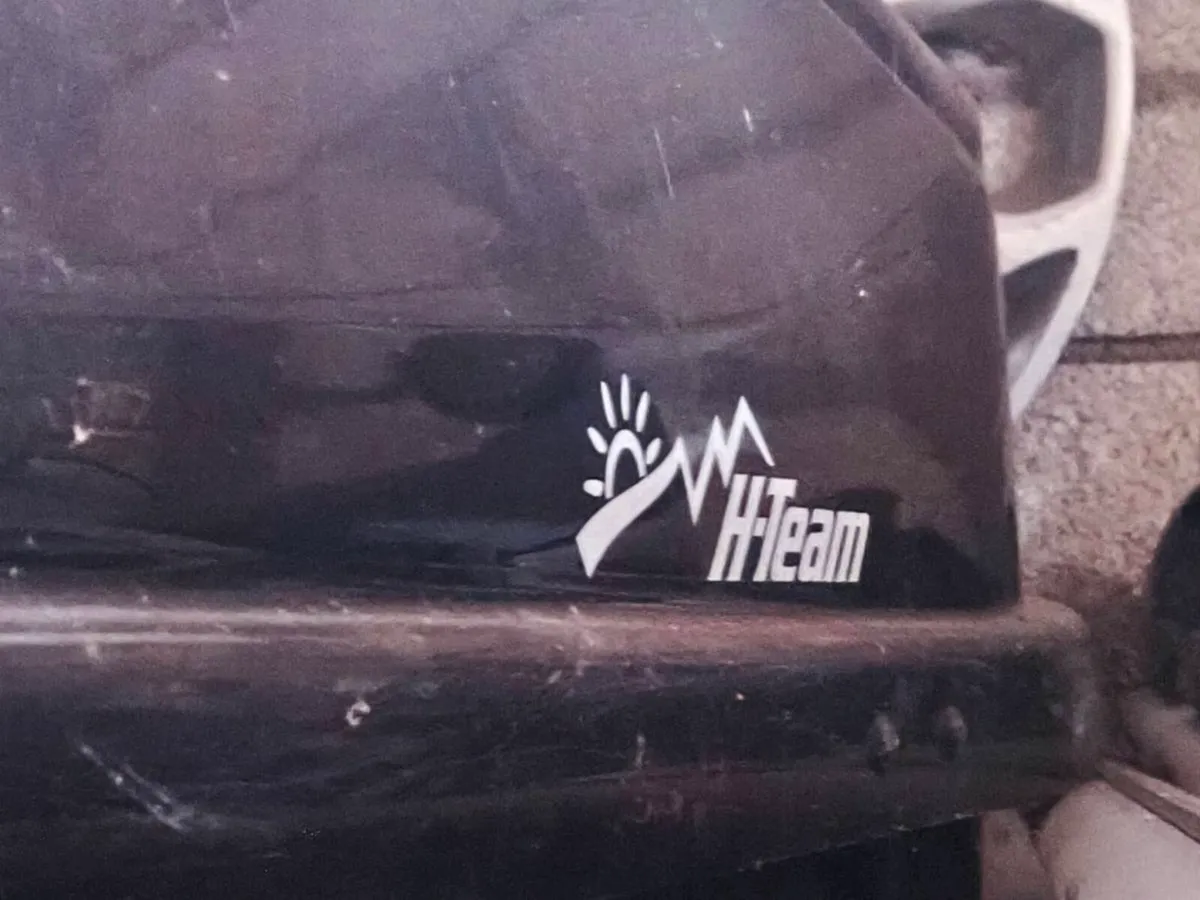 Roof box - Image 2