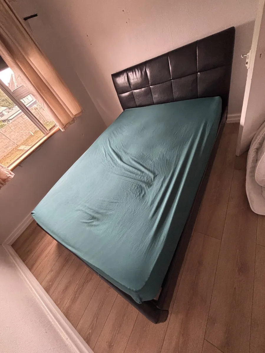 Double bed with mattress - Image 3