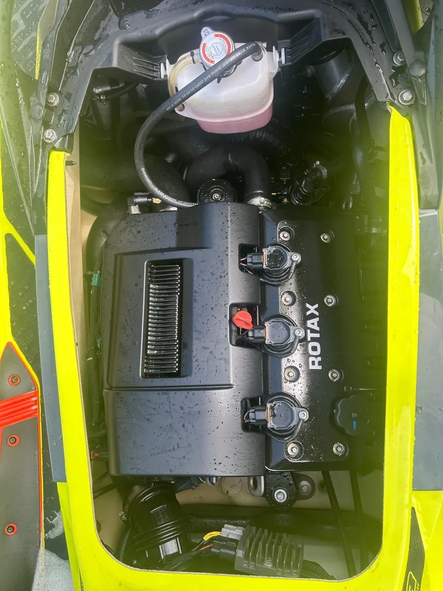2019 Seadoo RXPX300RS - Image 3