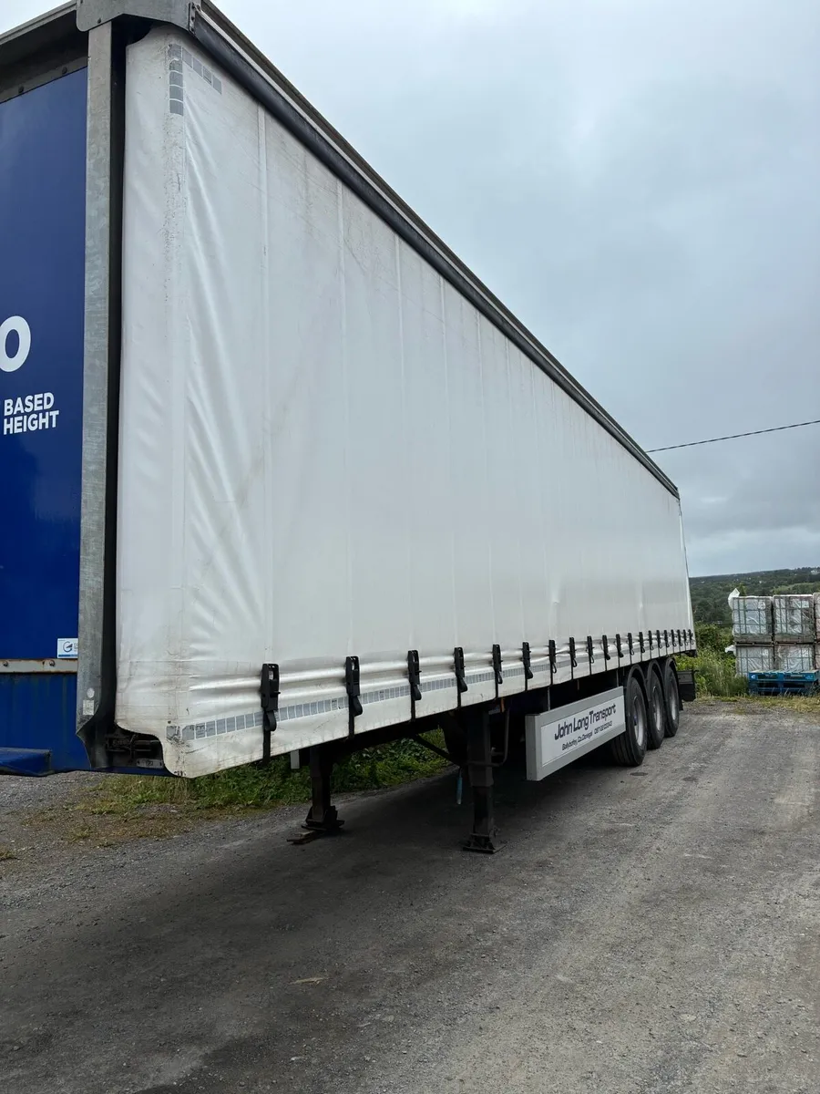 2009 Montracon Curtainsider - Image 2