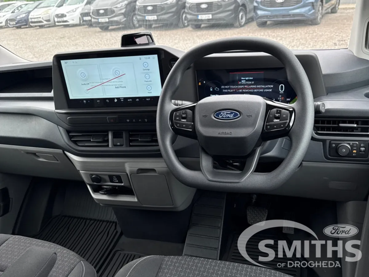 Ford Transit Custom DCIV 320L PHEV - Image 2