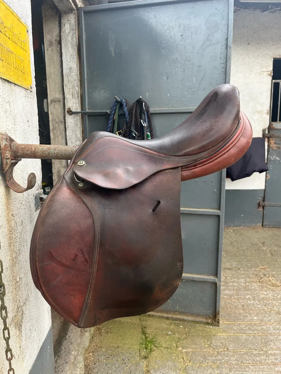Cliff Barnsey Saddle - Image 1
