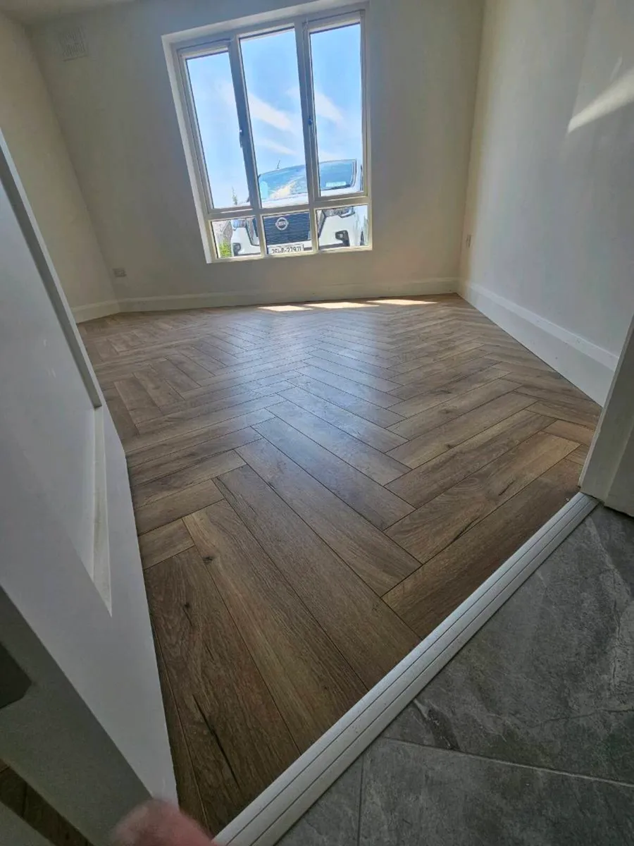 Flooring and bathroom ware - Image 3