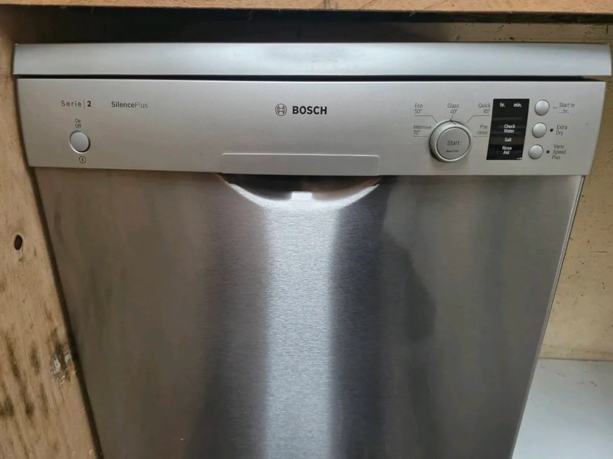 Bosch Series 2 Freestanding Dishwasher - Image 4