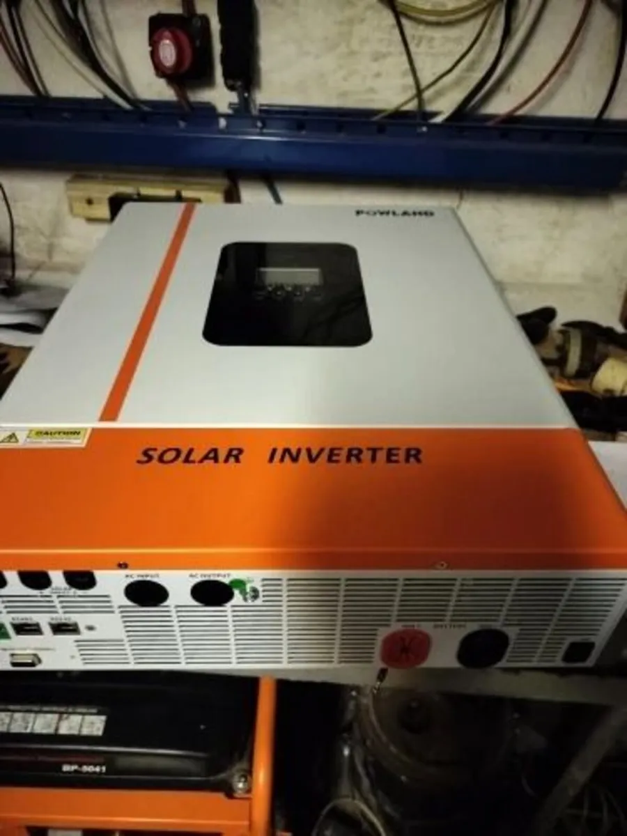 Hybrid inverter for power emergencies and home ele - Image 3