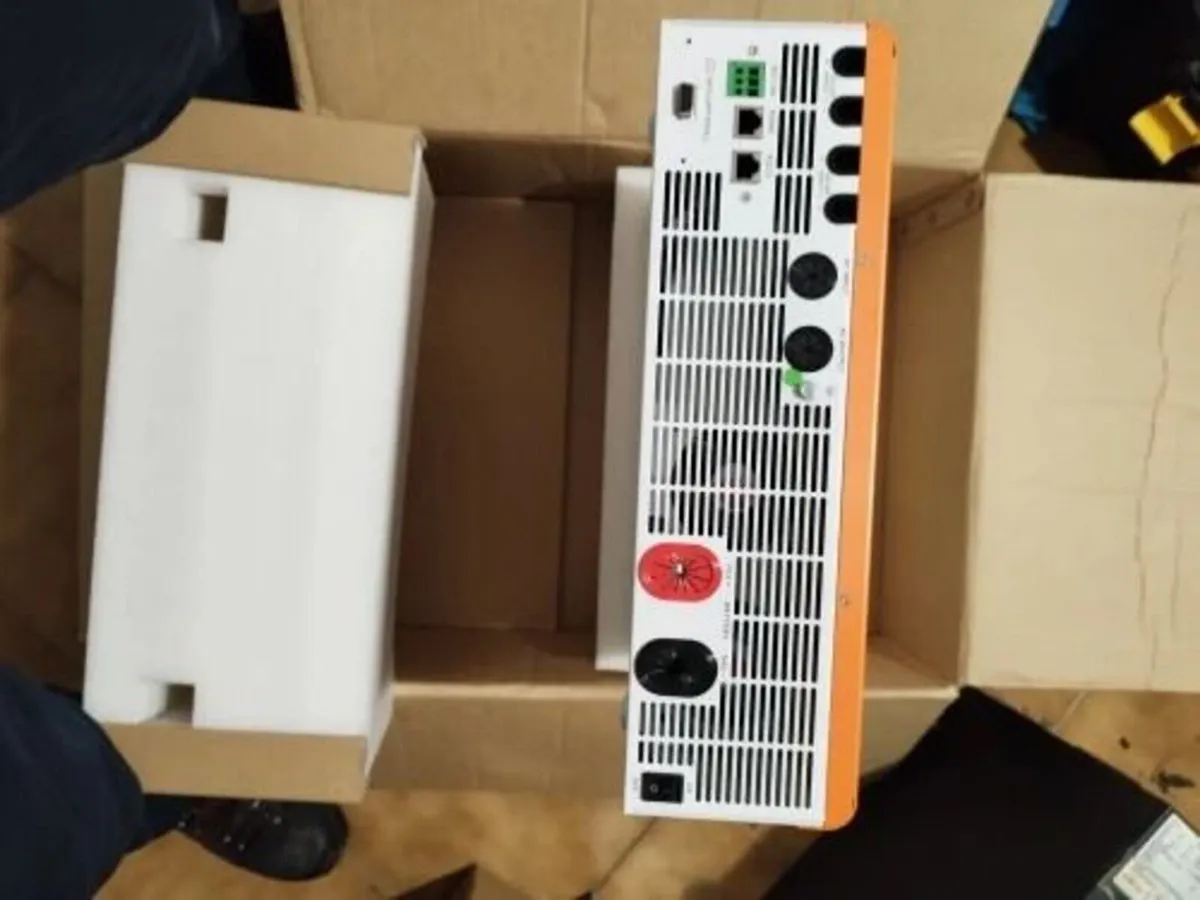 Hybrid inverter for power emergencies and home ele - Image 4