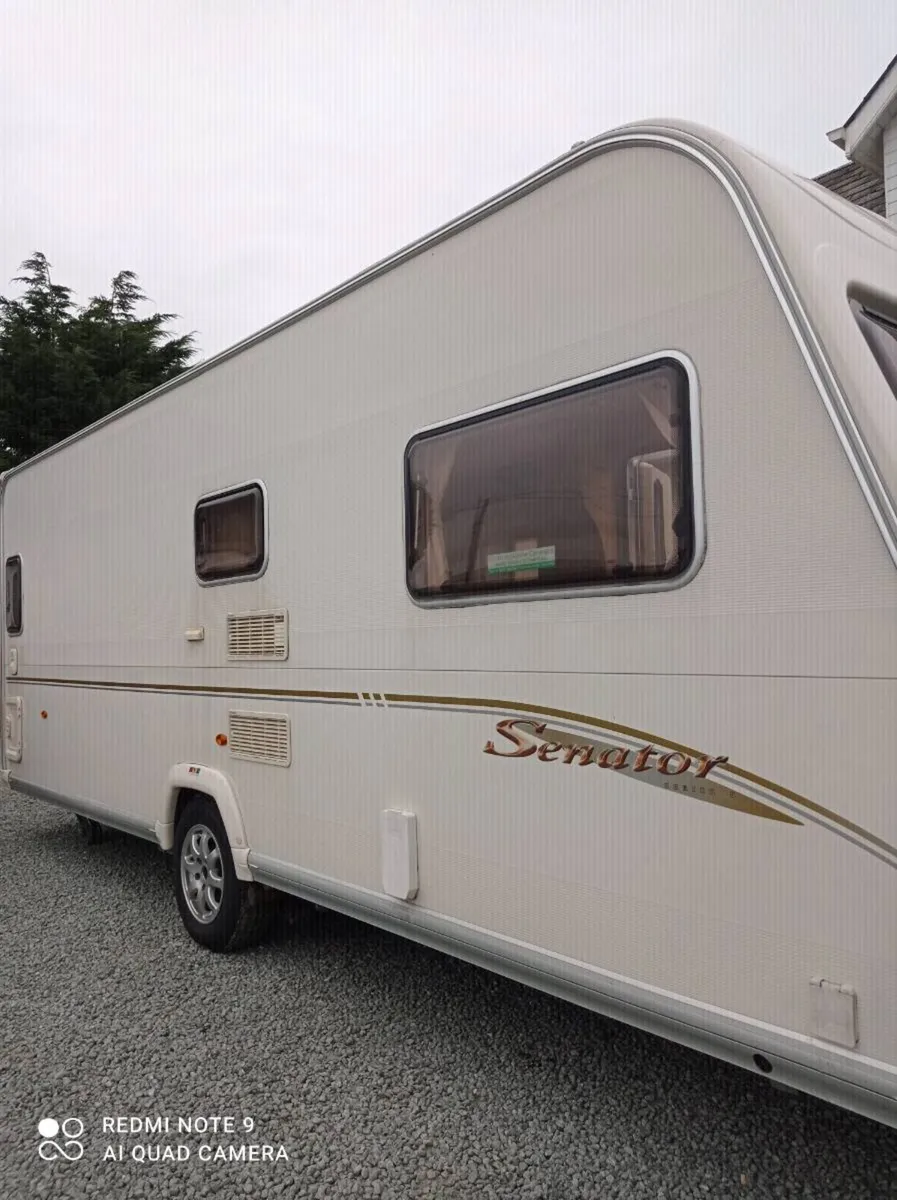 bailey senator series 5 fixed bed - Image 2