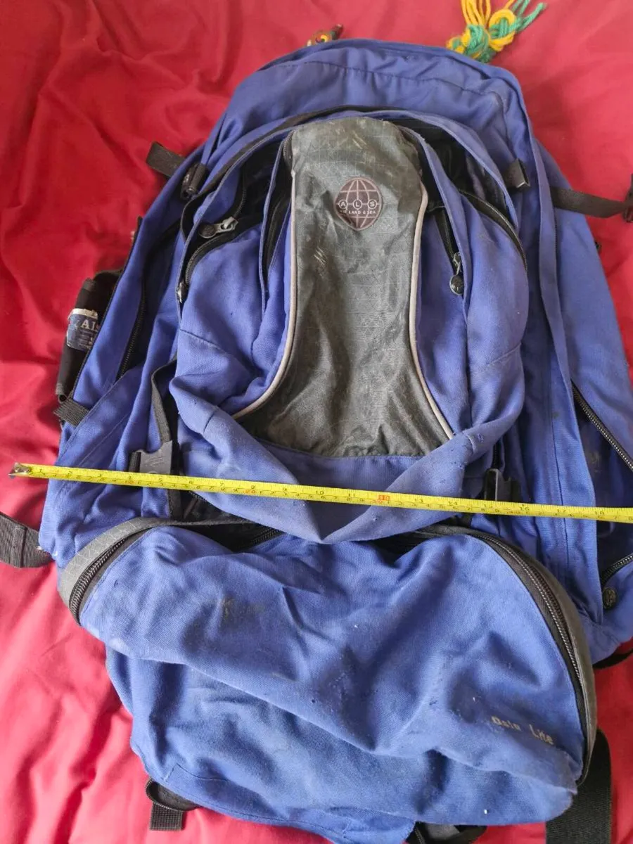 Large backpack (suitable for bavkpacking) - Image 3
