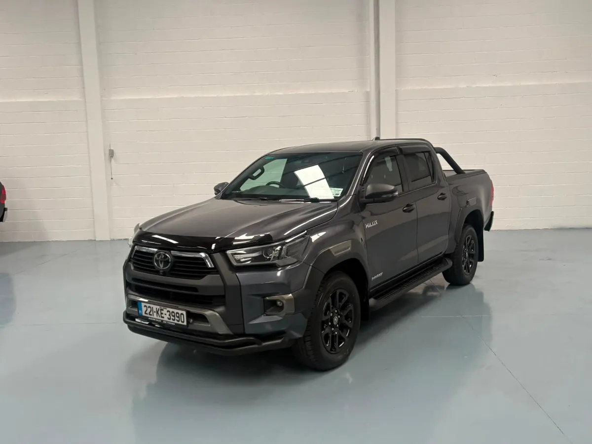 Toyota Hilux 2022 - Image 1