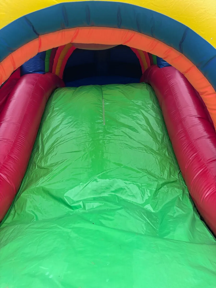 Obstacle course  & bouncing castle - Image 4