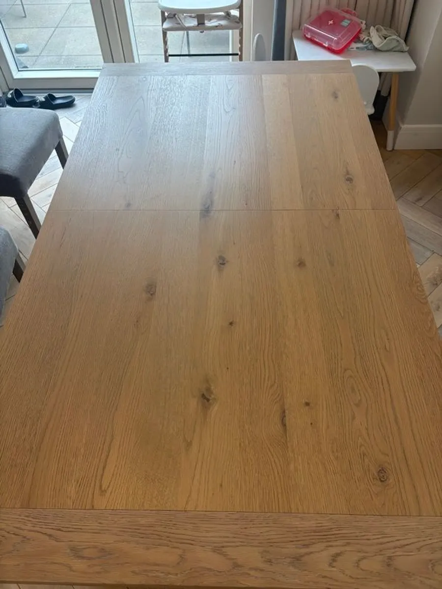 Solid Oak extendable dining table with Taupe legs - Image 3