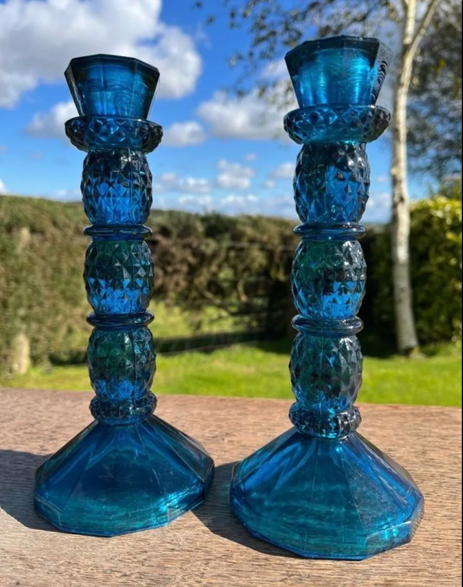 Pair of 1970s cobalt blue candlestick holders - Image 3