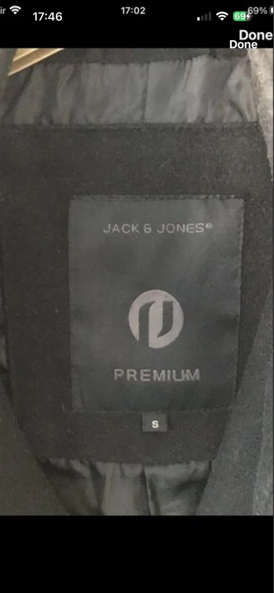 Mens jack jones coat size S €15 - Image 3