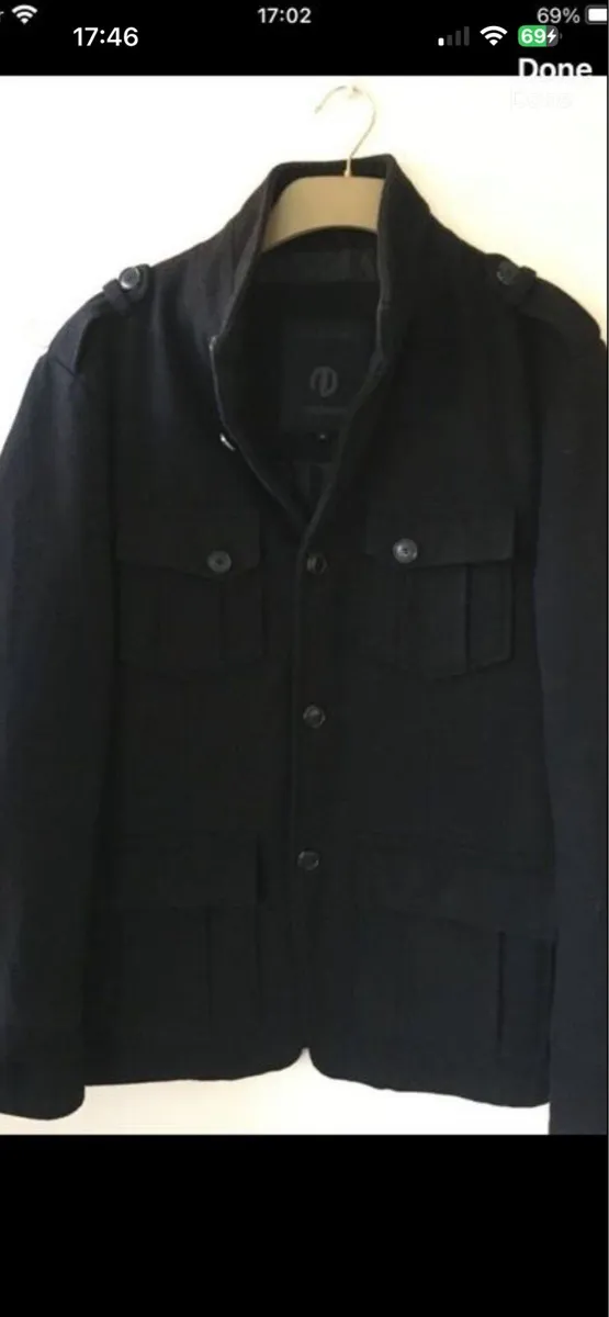 Mens jack jones coat size S €15 - Image 1