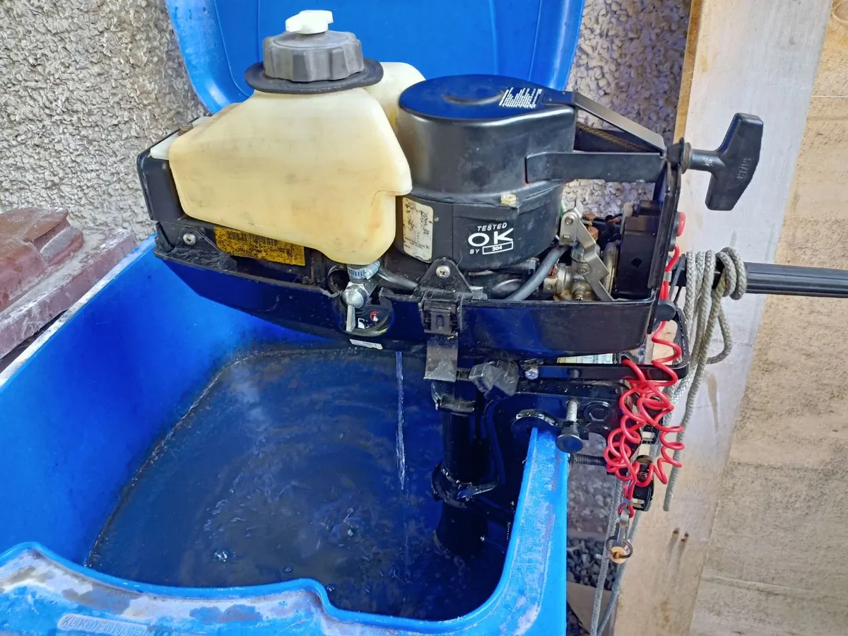 Mariner 3.3hp 2-Stroke Outboard - Image 3