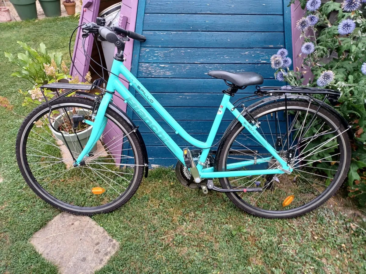 Bianchi Ladies Bike - Image 1