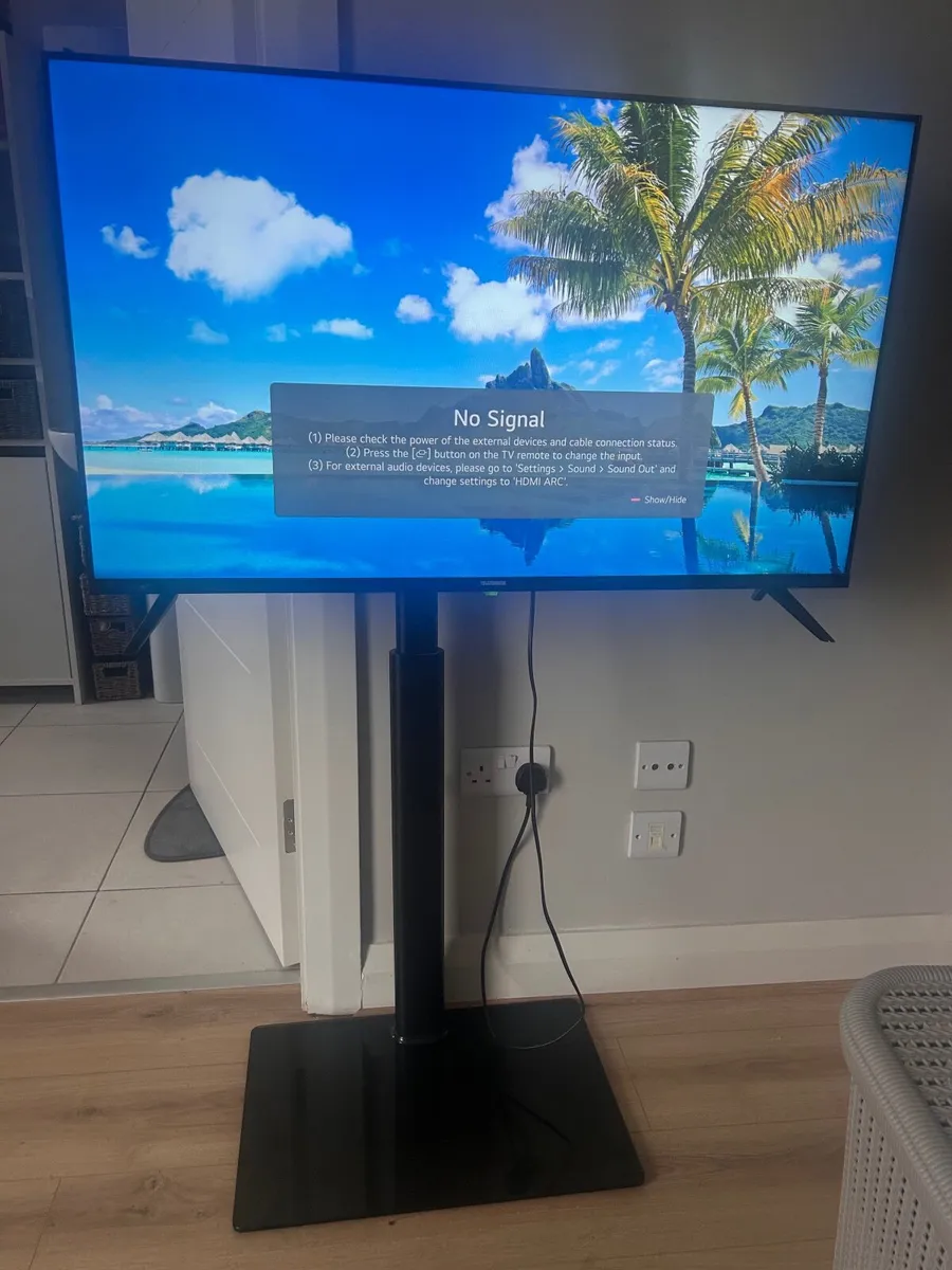 43” Smart TV - Image 1
