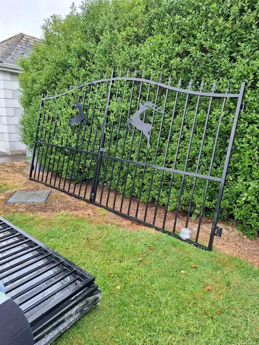 Gates New 14ft-20ft - Image 1