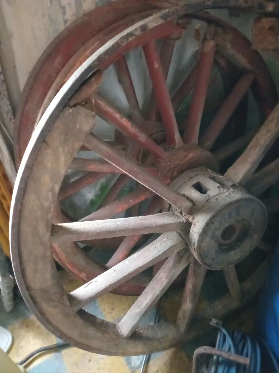 Cart wheels - Image 2