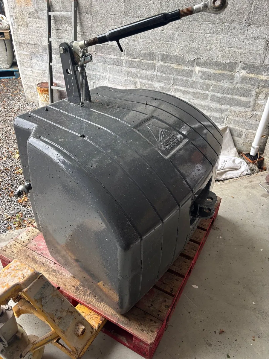 Tractor weight - Image 3