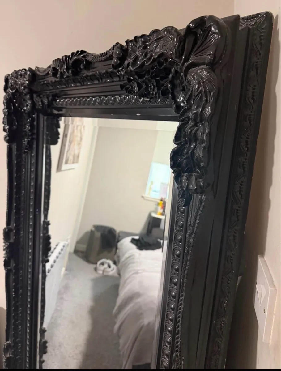 Black Guild mirror - Image 3