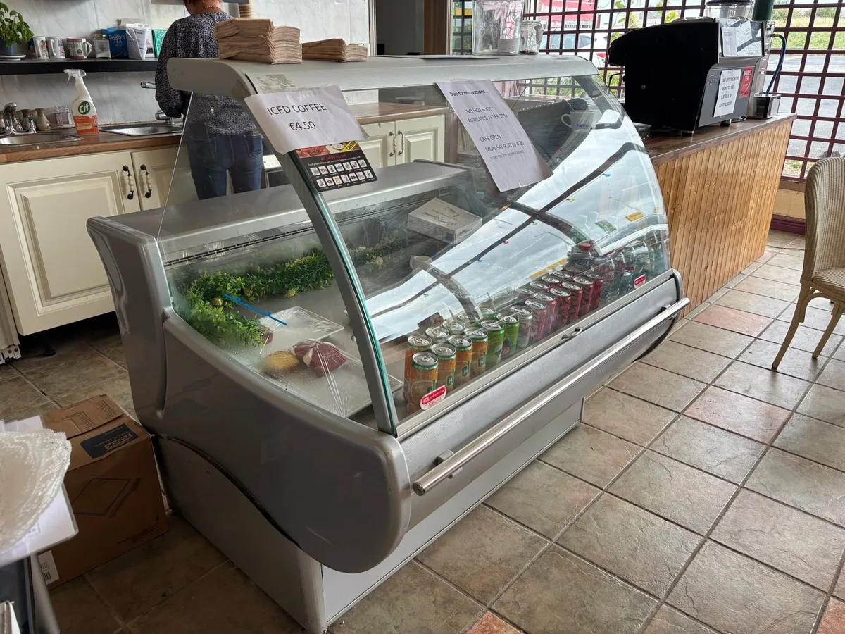 Display fridge - Image 1