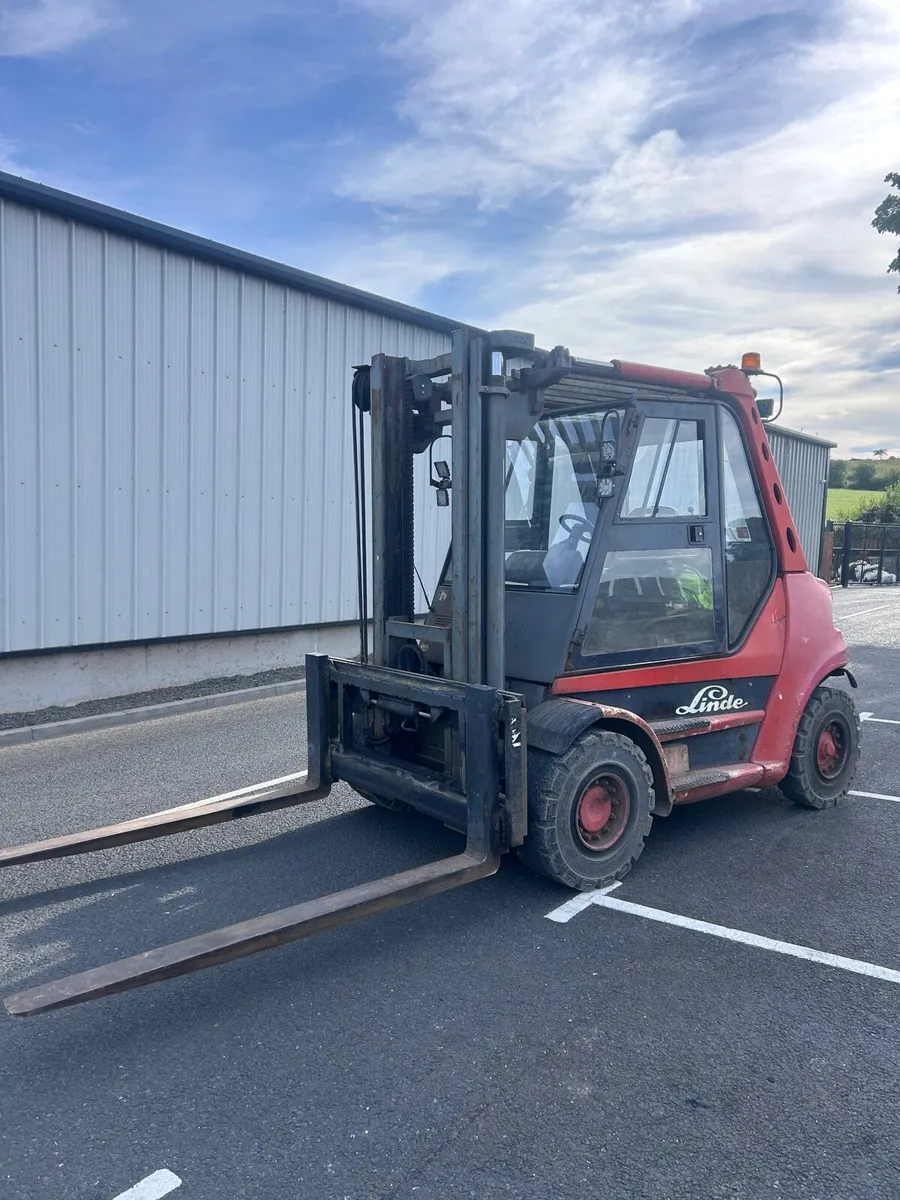 Linde Forklift - Image 1