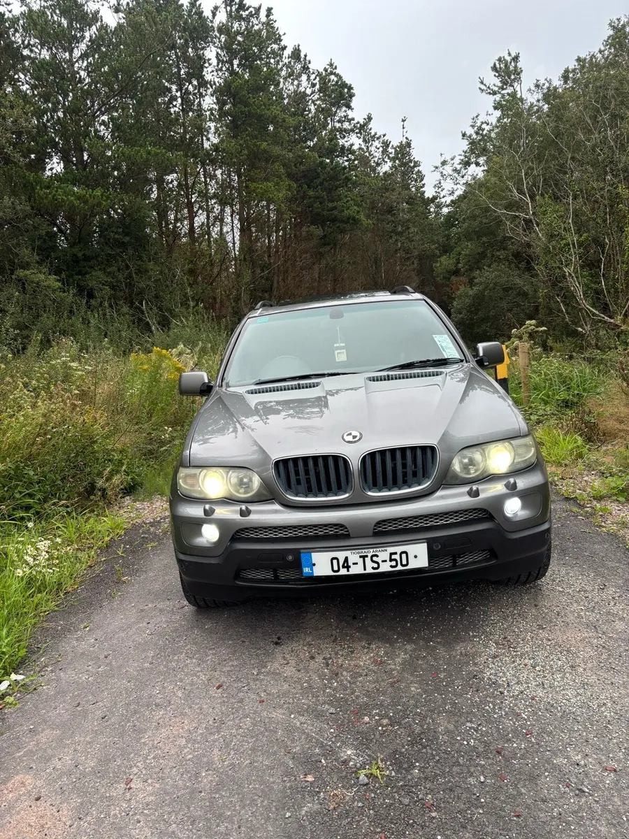 BMW X5 M-Sport Crew Cab Commercial - Image 3
