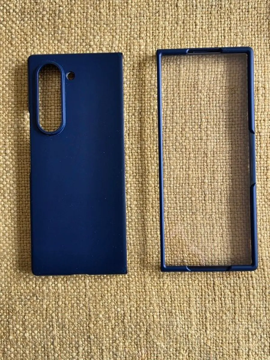 Samsung Z Fold 6 - Image 2