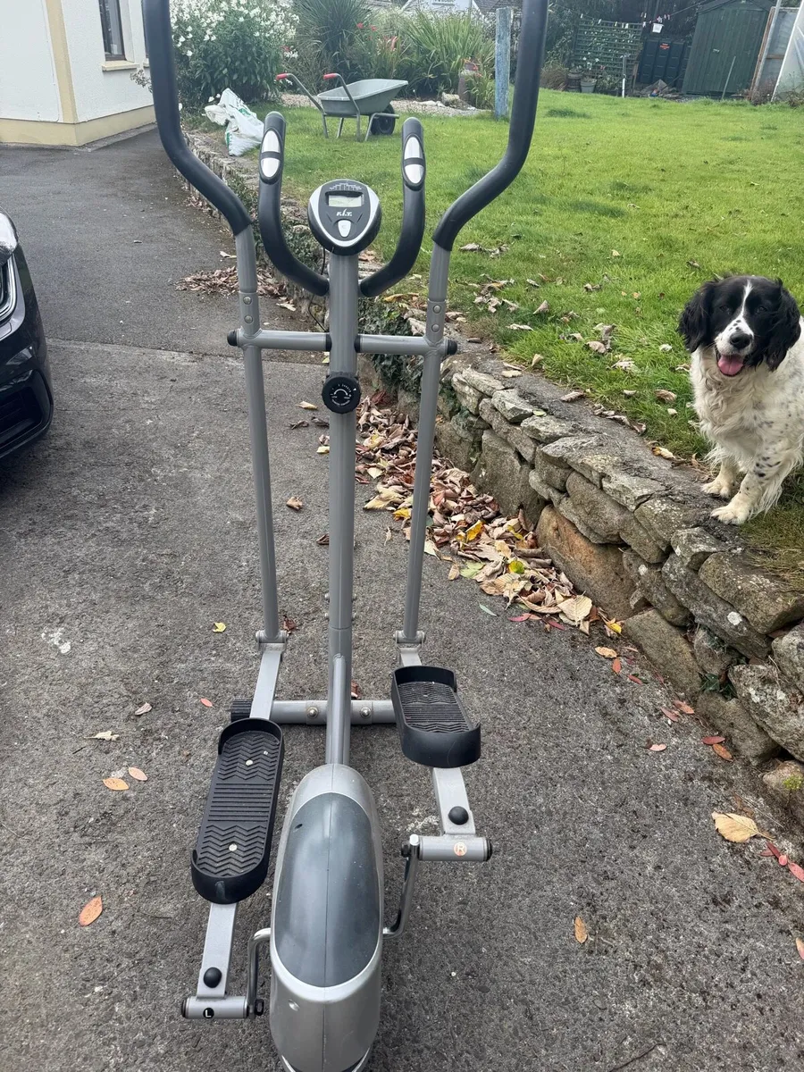 Gym equipment - Image 1
